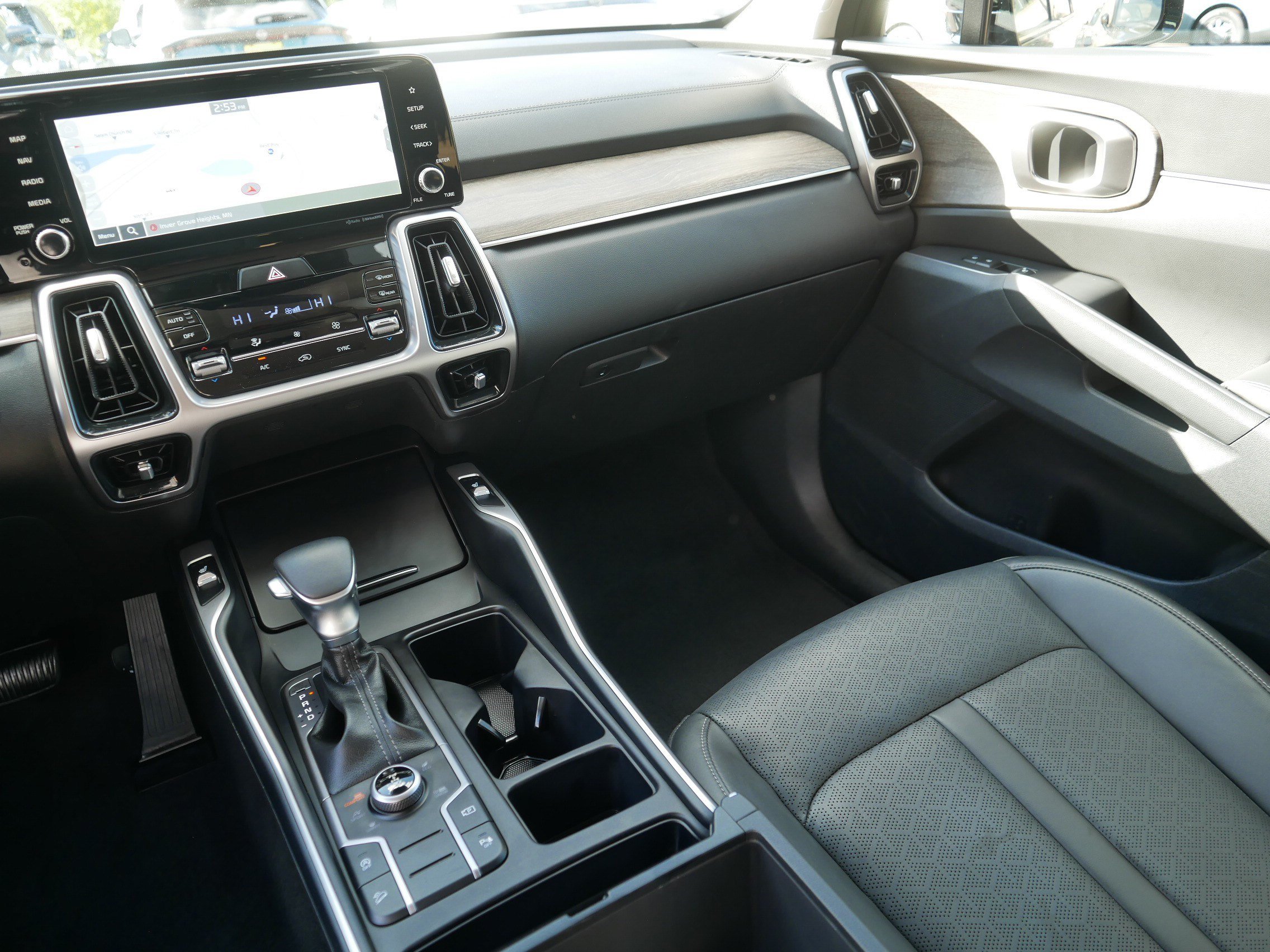 Certified 2023 Kia Sorento S w/ Panoramic Sunroof Package AWD/4WD image 11