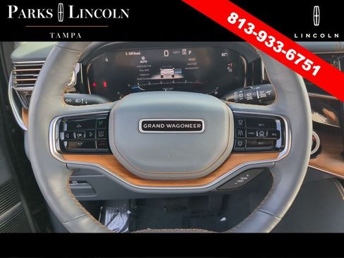 Used 2023 Jeep Grand Wagoneer L Series III AWD/4WD image 34