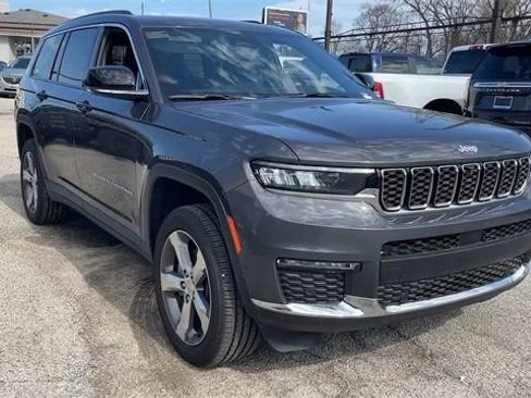 New 2025 Jeep Grand Cherokee L Limited w/ Luxury Tech Group II image 28