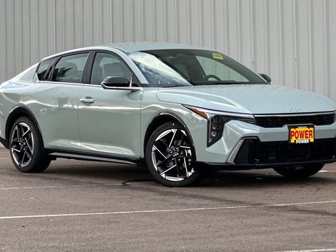 New 2026 Kia K4 GT-Line image 2