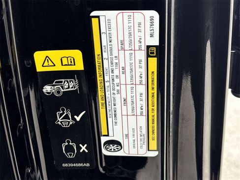 Used 2021 Jeep Gladiator Willys image 36