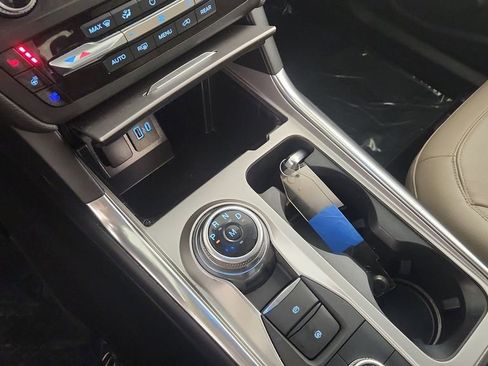 Used 2020 Ford Explorer Limited w/ Class III Trailer Tow Package image 33