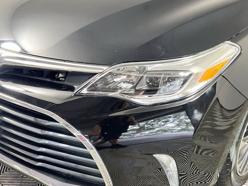Used 2016 Toyota Avalon XLE Plus FWD image 12