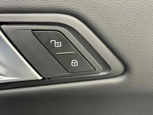 New 2026 BMW 330i xDrive Sedan w/ Premium Package image 22