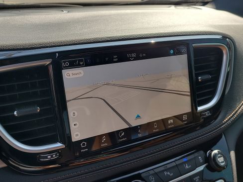 New 2026 Chrysler Pacifica Pinnacle image 20