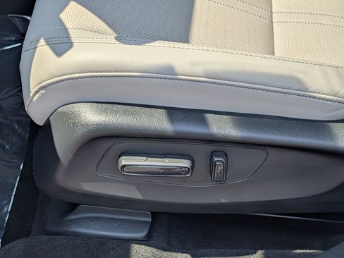 Used 2025 Honda HR-V EX-L image 19