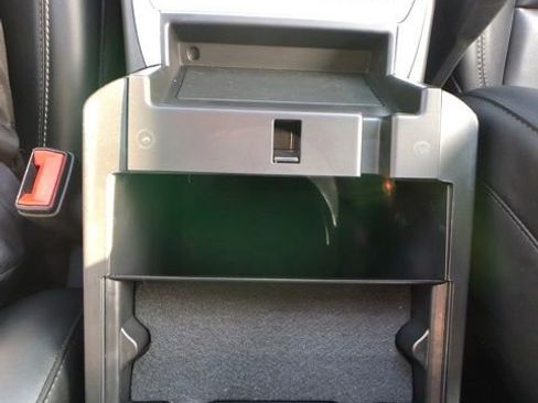 Used 2023 Ford Explorer XLT w/ Equipment Group 202A image 21