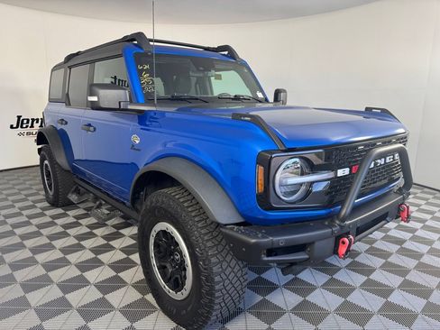 Used 2022 Ford Bronco Wildtrak AWD/4WD image 6