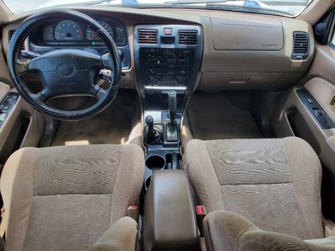 Used 1999 Toyota 4Runner SR5 AWD/4WD image 29
