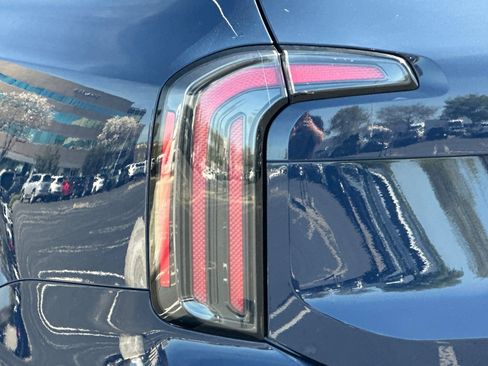 Used 2024 Kia Telluride SX X-Line image 51