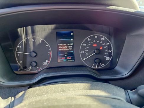 Used 2025 Toyota Corolla SE FWD image 8