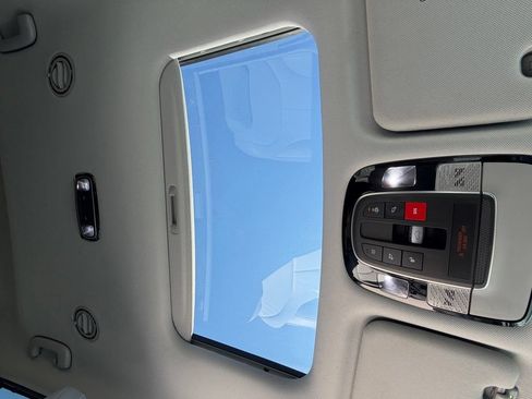 Used 2025 Hyundai Palisade SEL FWD image 14
