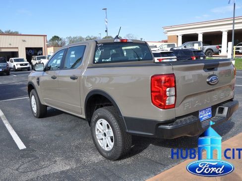 New 2025 Ford Ranger XL image 3
