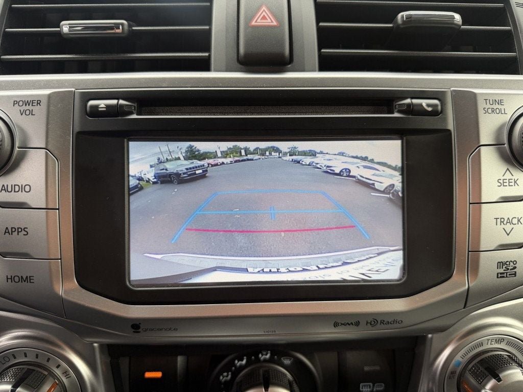 Used 2018 Toyota 4Runner SR5 AWD/4WD image 20