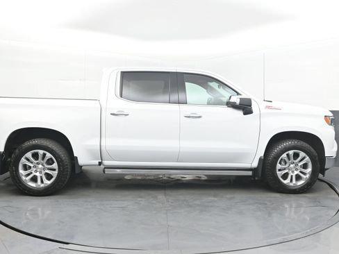 Used 2025 Chevrolet Silverado 1500 LTZ w/ LTZ Premium Package AWD/4WD image 10