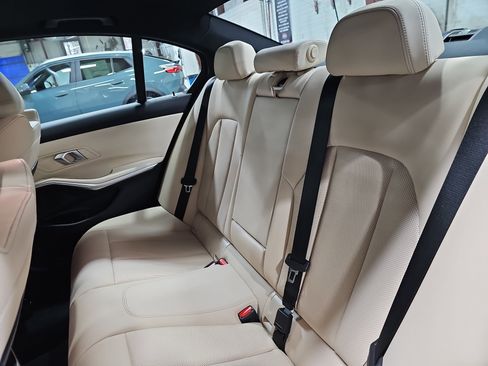 Certified 2025 BMW 330i Sedan w/ Premium Package image 14