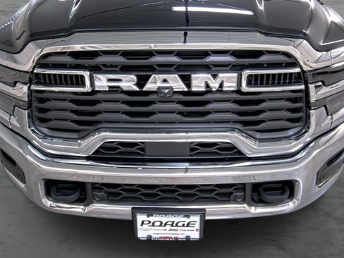 Used 2025 RAM 2500 Big Horn AWD/4WD image 16