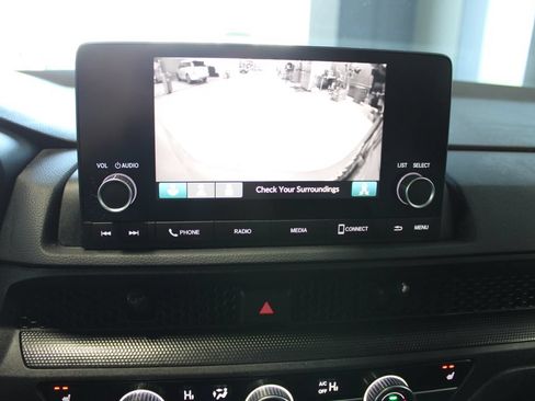 Used 2024 Honda CR-V EX image 14