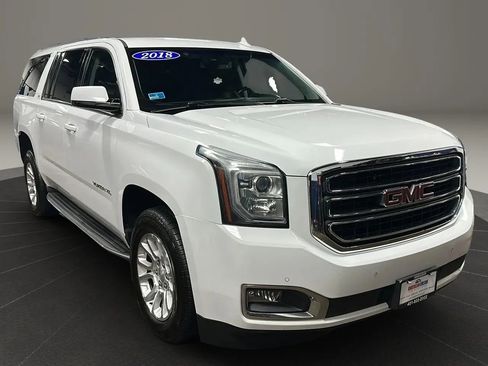 Used 2018 GMC Yukon XL SLT image 7