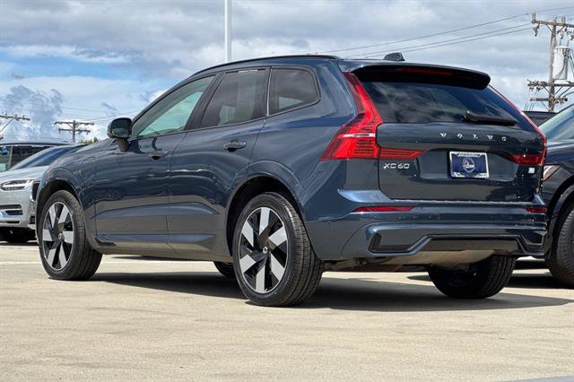 Certified 2024 Volvo XC60 T8 Plus w/ Protection Package Premier AWD/4WD image 5