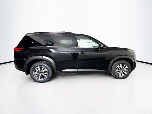 New 2026 Nissan Pathfinder SL AWD/4WD image 4