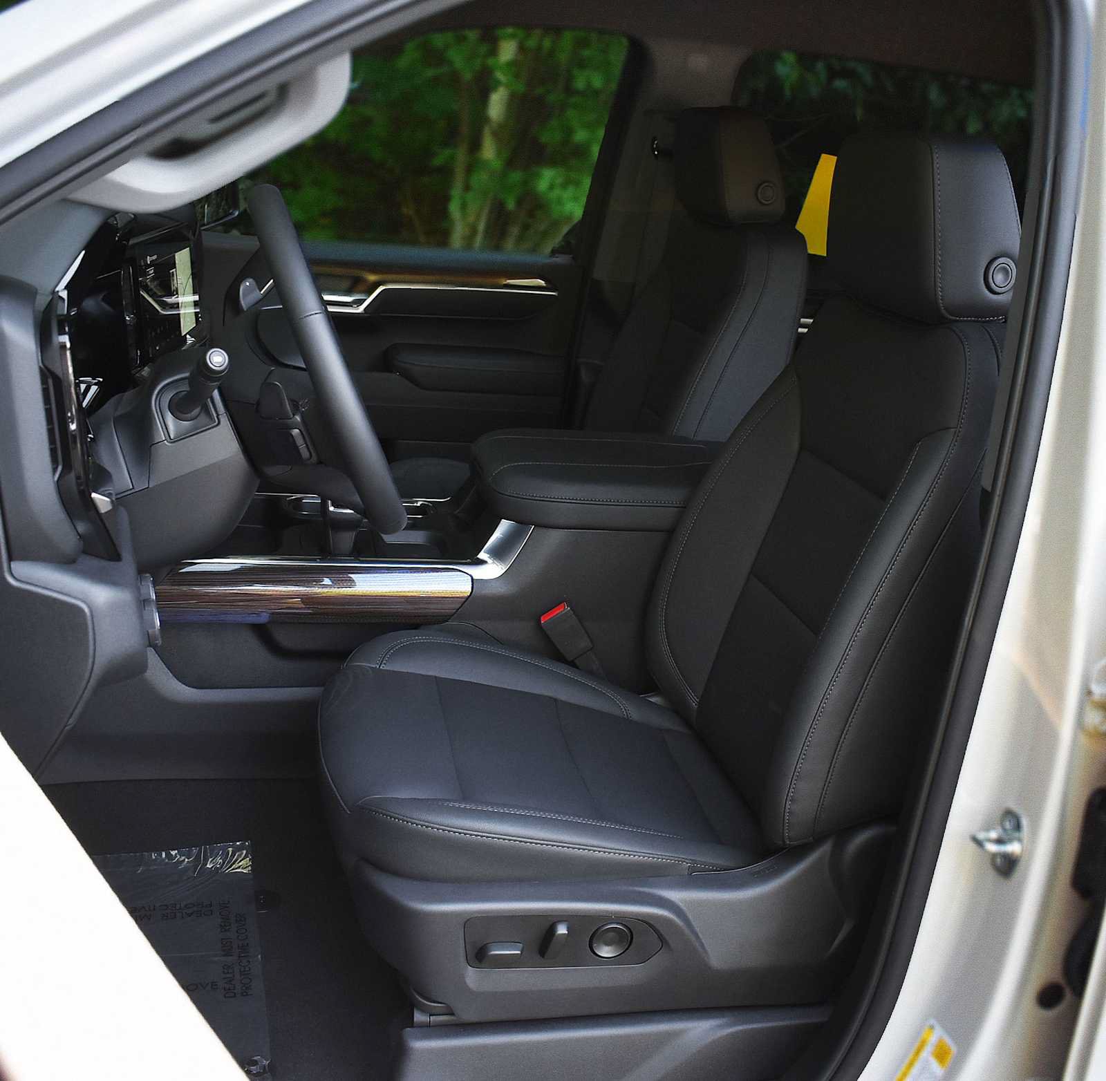 New 2026 Chevrolet Silverado 1500 RST w/ RST All Star Premium Package AWD/4WD image 9