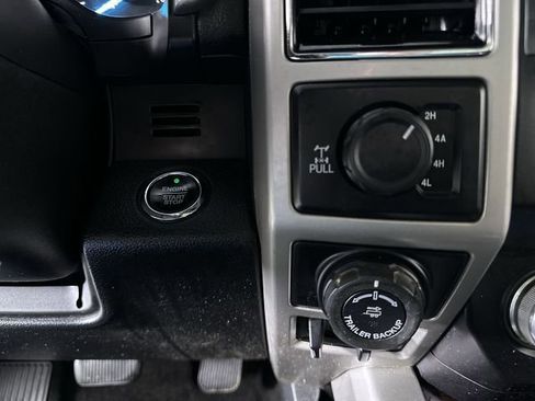 Used 2020 Ford F150 Lariat w/ Equipment Group 502A Luxury AWD/4WD image 17