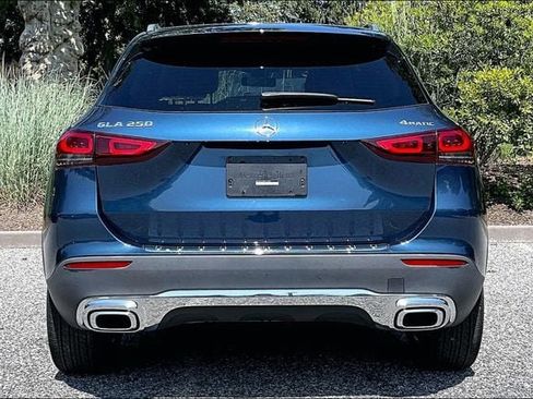 Certified 2023 Mercedes-Benz GLA 250 4MATIC image 16