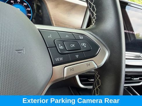 Used 2024 Volkswagen Atlas SE AWD/4WD image 5