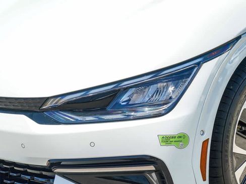 Used 2023 Kia EV6 GT-Line RWD image 9