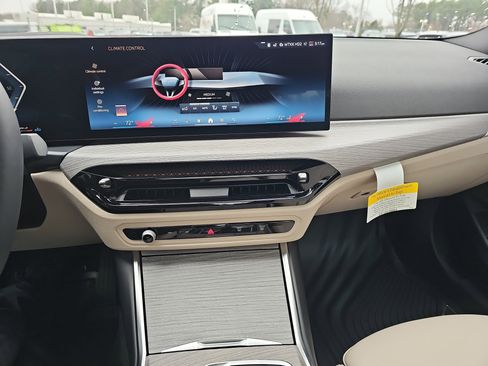 New 2026 BMW 330i Sedan w/ Premium Package image 21