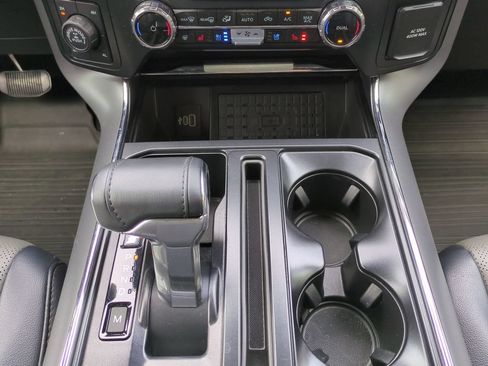 Used 2025 Ford F150 Lariat w/ Equipment Group 501A Mid AWD/4WD image 24