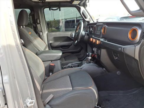 Used 2021 Jeep Gladiator Mojave w/ Trailer Tow Package image 17