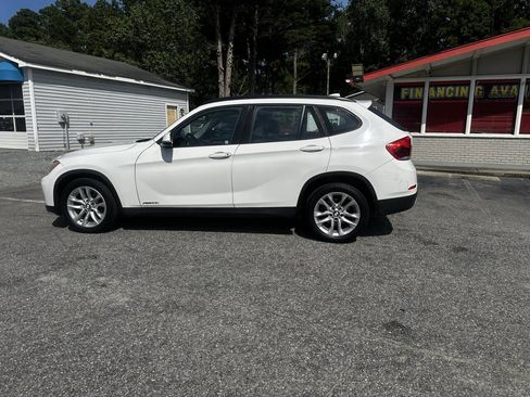 Used 2015 BMW X1 xDrive28i image 3