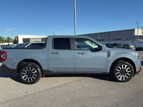Certified 2024 Ford Maverick Lariat image 4