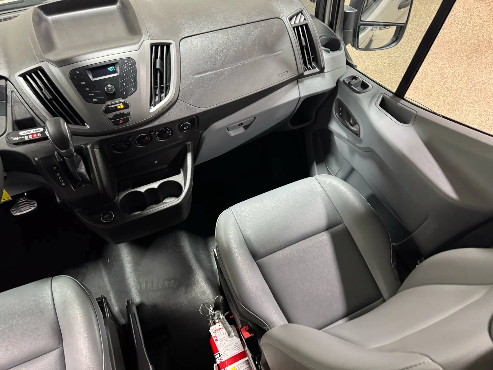 Used 2019 Ford Transit 250 148 Medium Roof RWD image 37