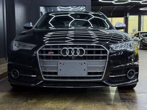 Used 2017 Audi S6 Premium Plus w/ Driver Assistance Package AWD/4WD image 2