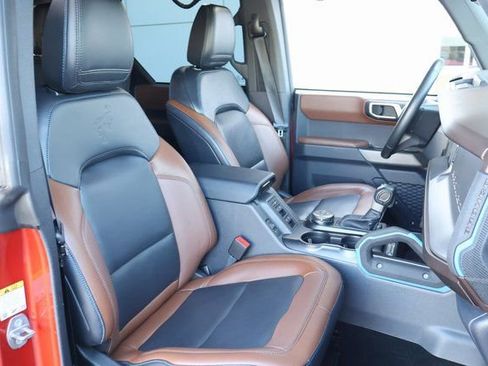 Used 2023 Ford Bronco Outer Banks image 16