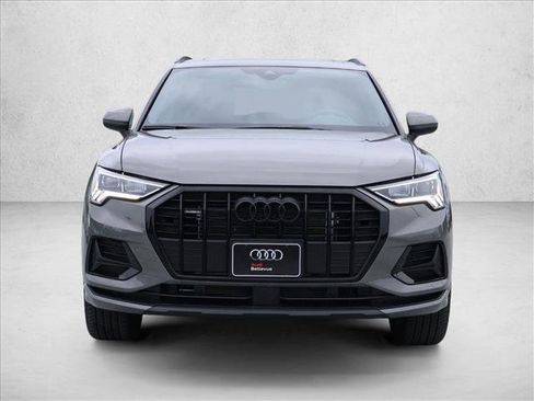 Used 2023 Audi Q3 2.0T Premium w/ Convenience Package AWD/4WD image 2