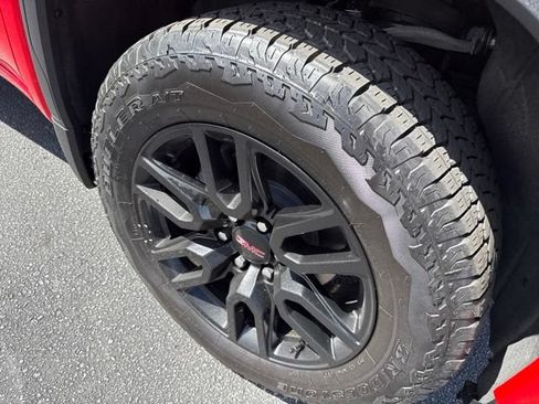Used 2026 GMC Sierra 1500 Elevation AWD/4WD image 9