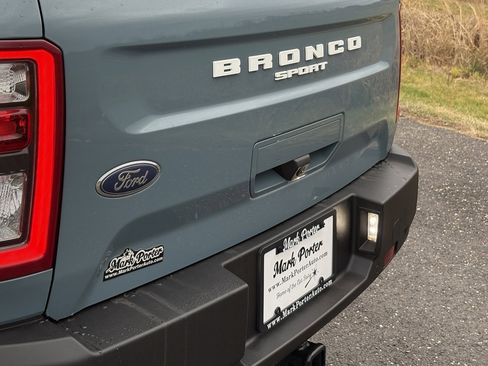 Used 2023 Ford Bronco Sport Outer Banks w/ Tech Package image 11