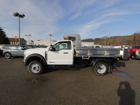 New 2024 Ford F550 4x4 Regular Cab Super Duty image 2