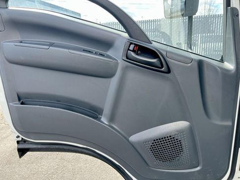 New 2025 Chevrolet Low Cab Forward image 10