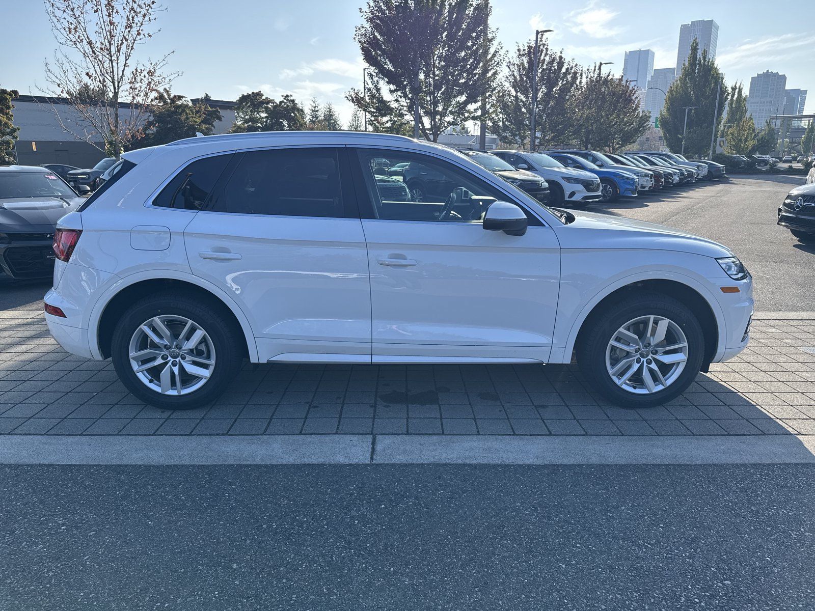 Used 2020 Audi Q5 2.0T Premium AWD/4WD image 4
