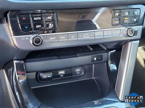 Used 2024 Kia Seltos EX image 19