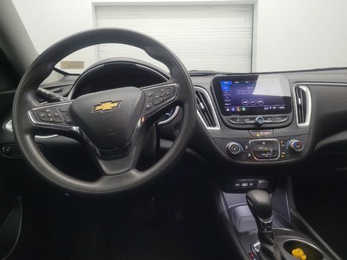 Used 2024 Chevrolet Malibu LS FWD image 22
