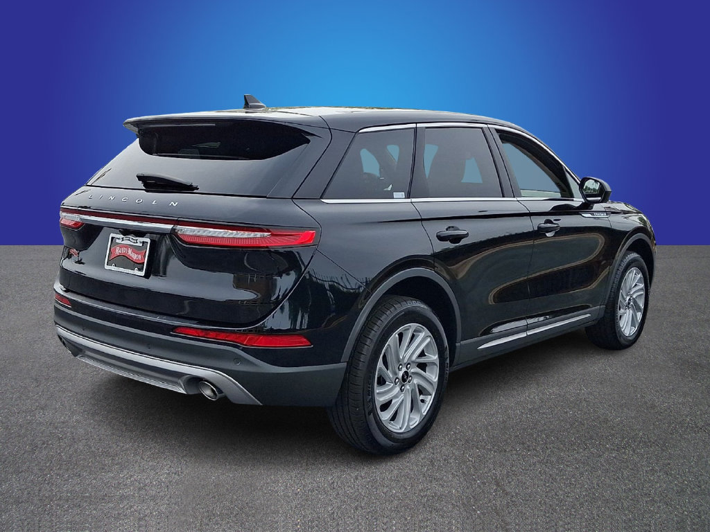 Used 2025 Lincoln Corsair FWD image 4