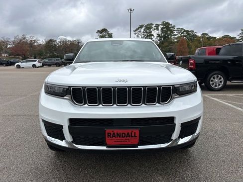 Certified 2024 Jeep Grand Cherokee L Laredo image 2