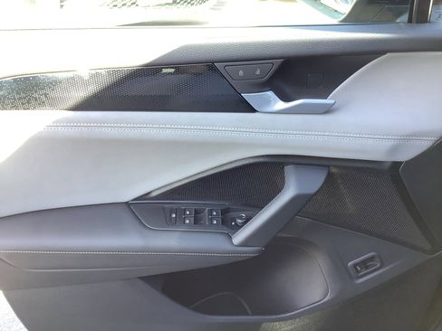 New 2026 Volkswagen Tiguan SE R-Line image 28