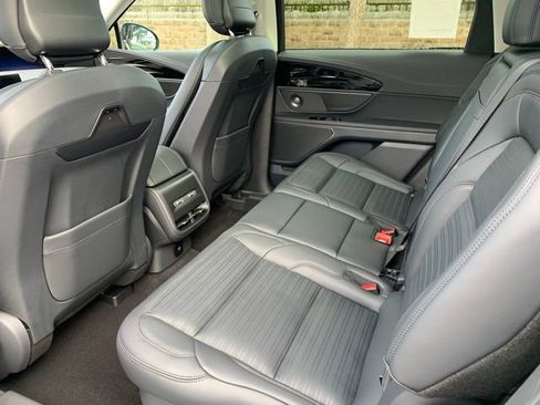 New 2026 Lincoln Nautilus Reserve w/ Jet Appearance Package image 15